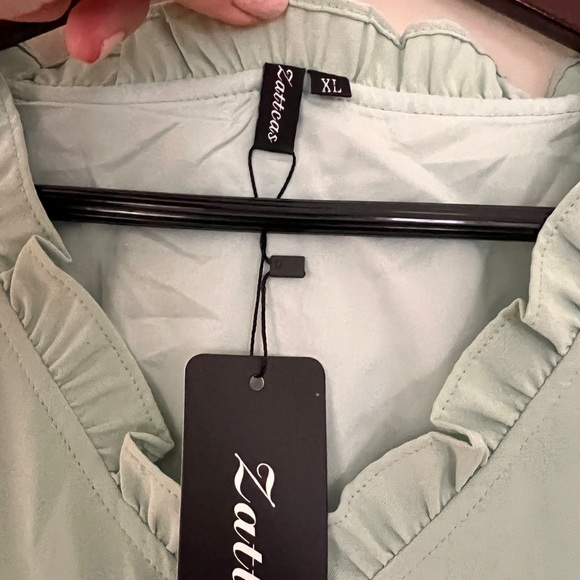 Brand new solid color light green summer mini dress. Size XL - Picture 10 of 13